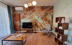 Mirvana Apartments Legacy Residence